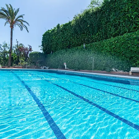 La Maestranza 8 B Lotta Апартаменты Марбелья