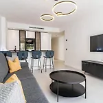 Apartment La Maestranza 8 B Lotta Marbella